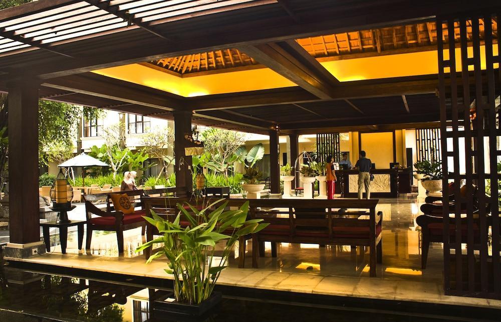 Western Kuta Resor