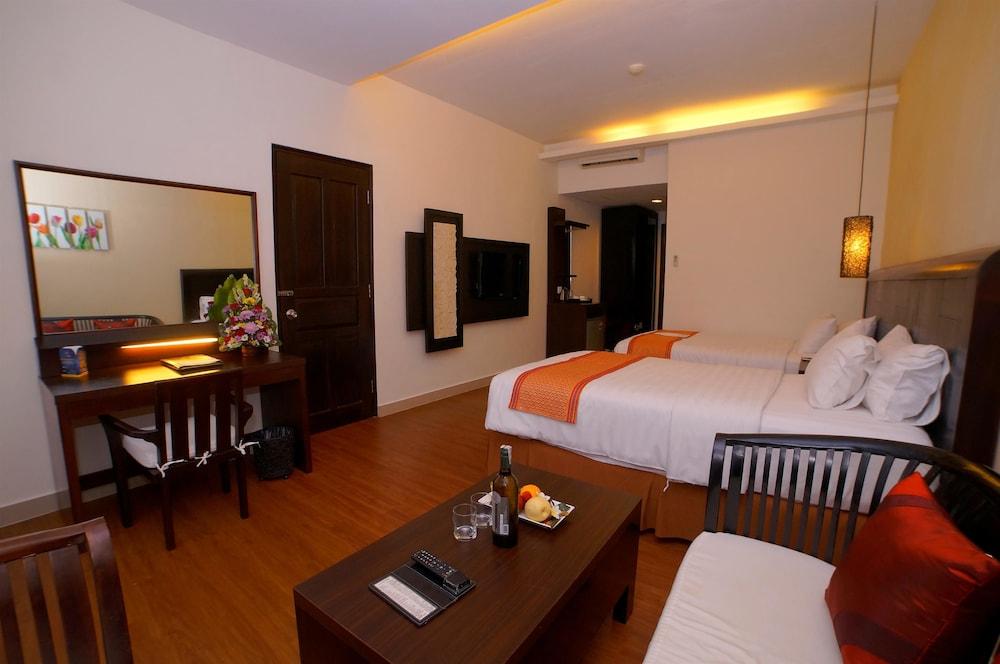Western Kuta Resor